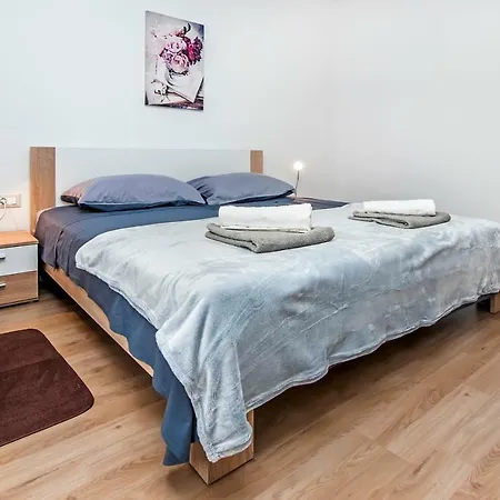 Sonata Apartman