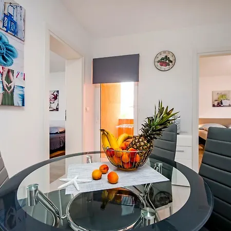 Sonata Apartment *